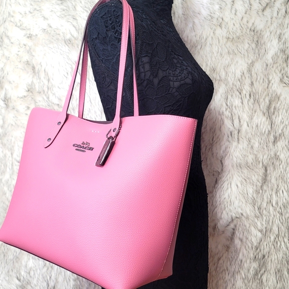 Sold Out - Picture 13 of 13